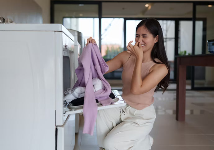 Illustration of washing machine cleaning